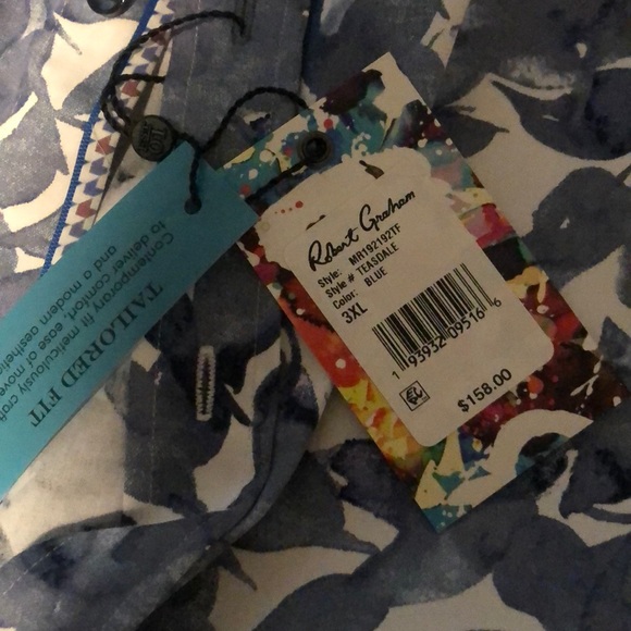 BNWT Robert Graham short sleeve button down - Picture 3 of 7